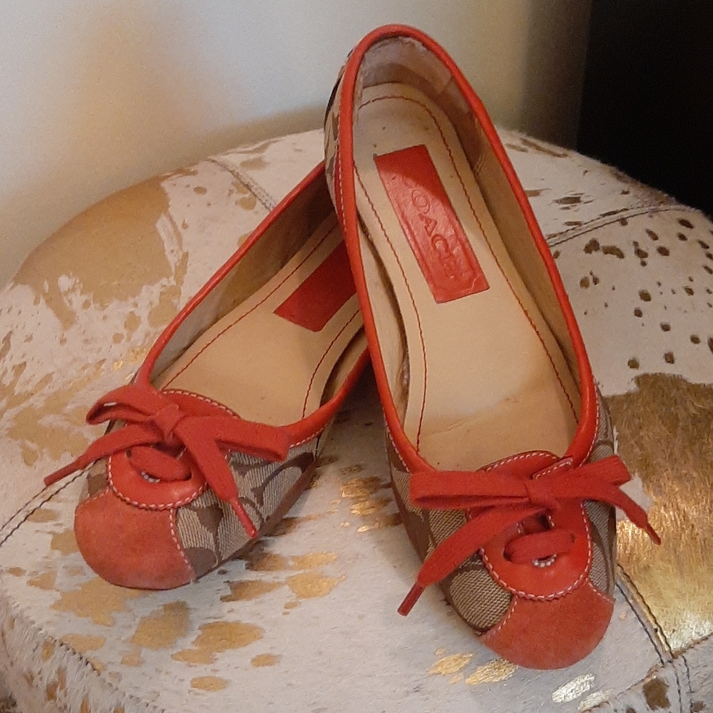 Gently used Coach Jasmine flats